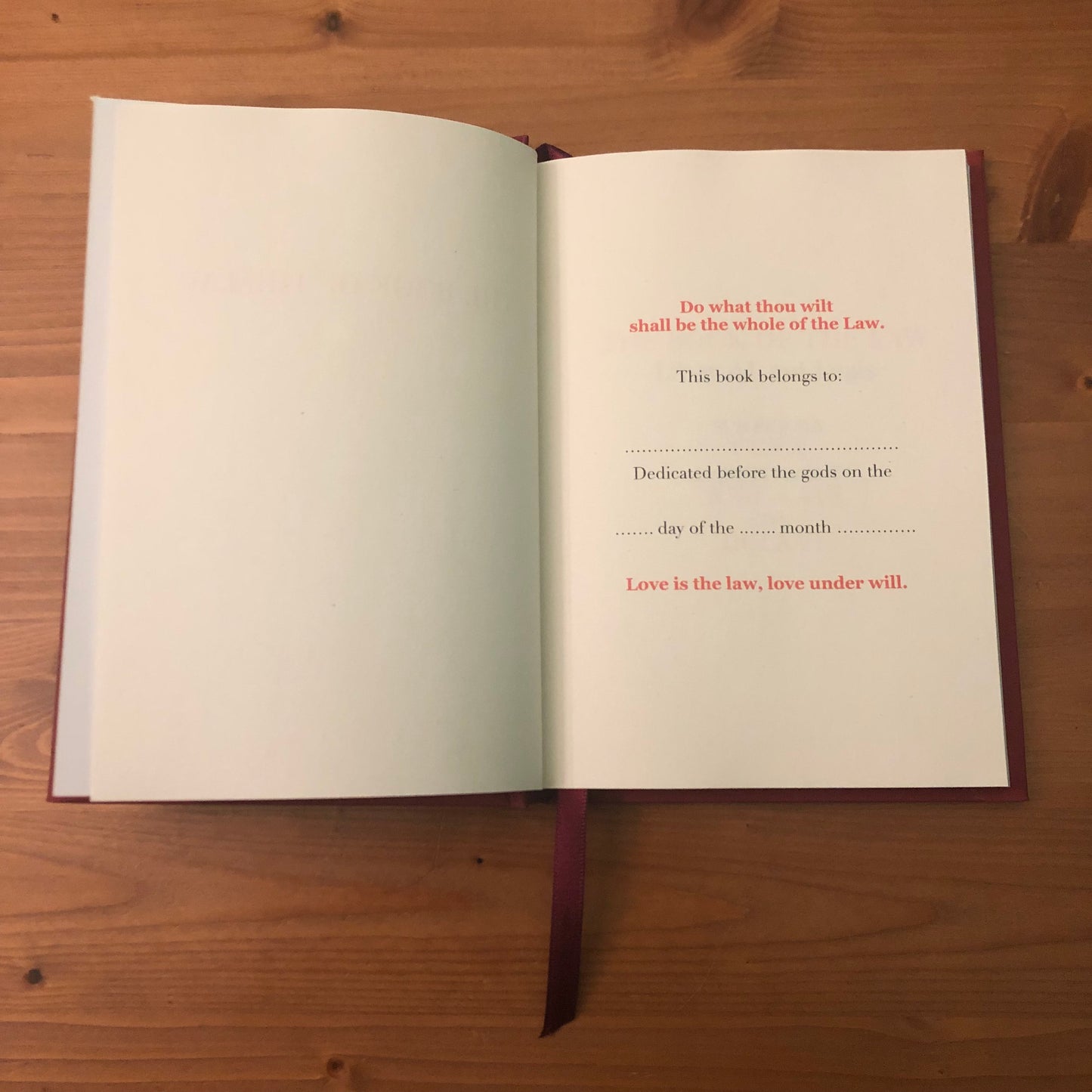 THE BOOK OF THE LAW +CROWLEY+